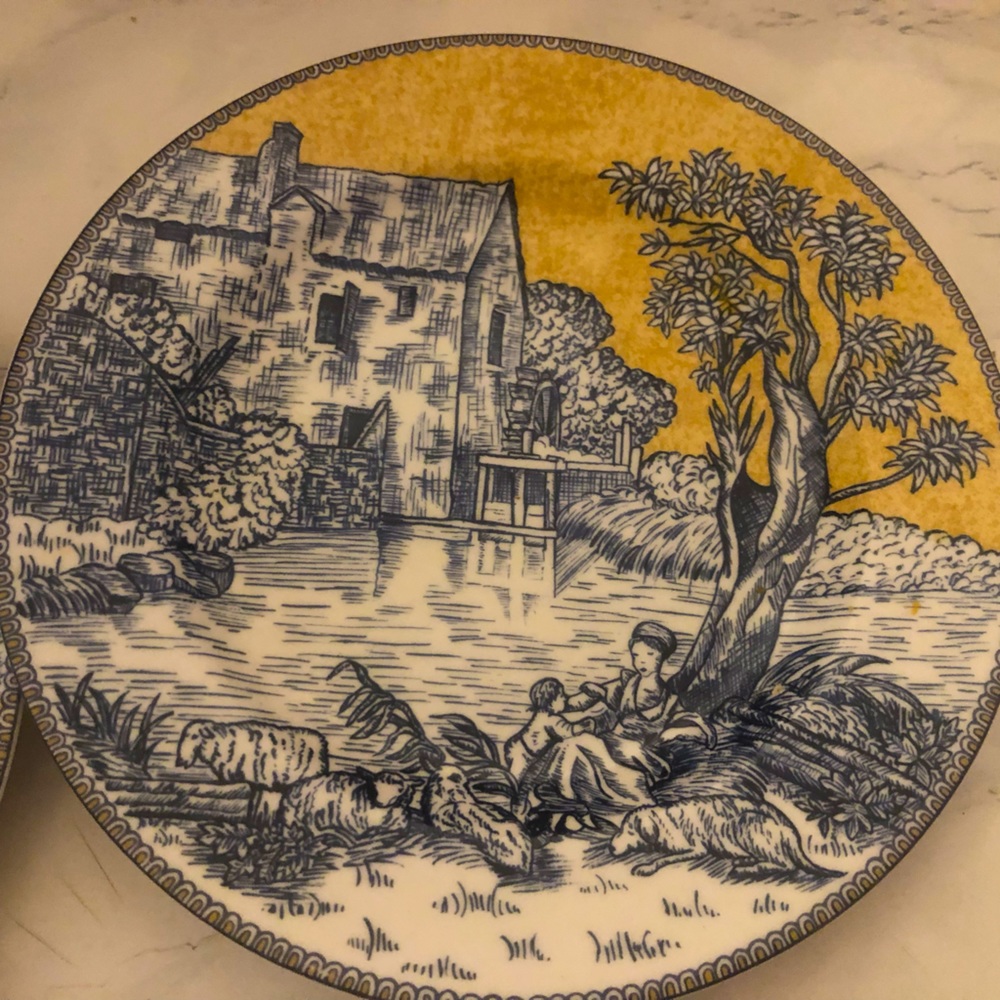 American Atelier English Toile 5076 salad desert plates 8 inch porcelain